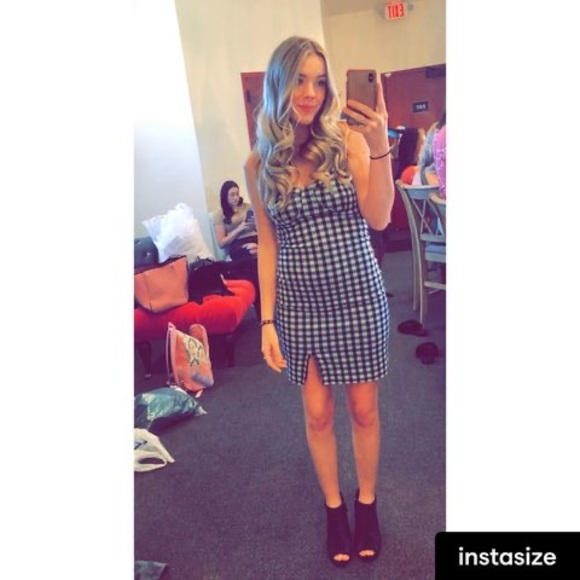 Meet your Posher, Zoey - Picture 1 of 1